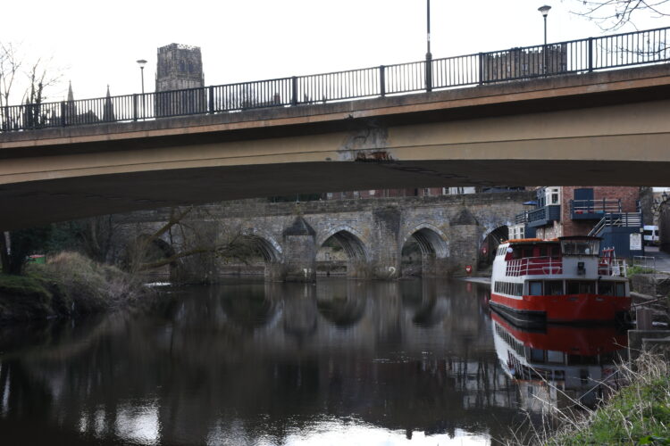 Partial river closure